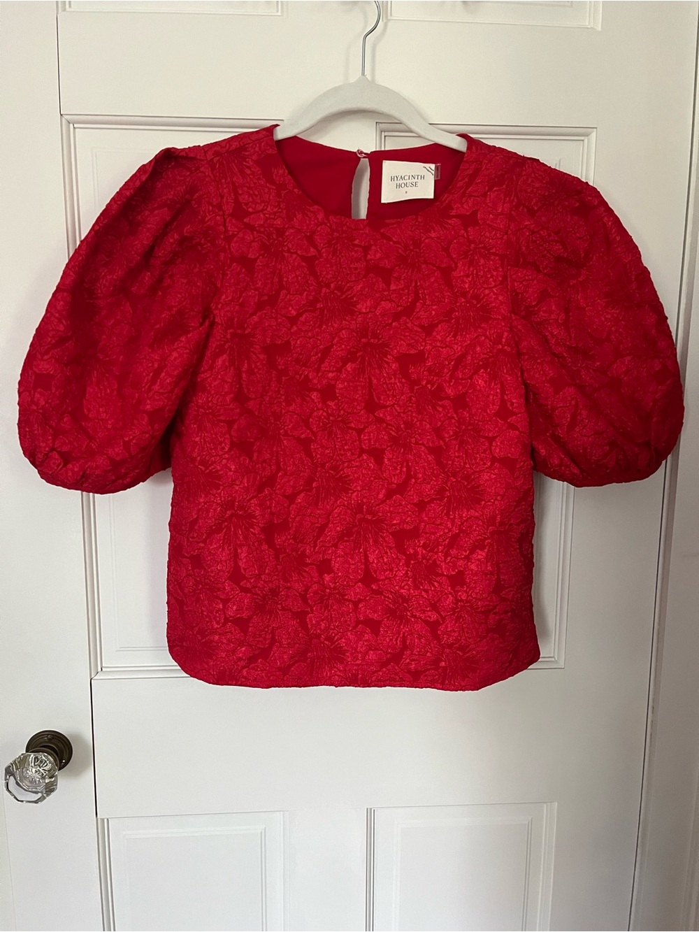 Hyacinth House Red Textured Puff-Sleeve Top size small NWOT